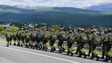 Photo of Tri osobe automobilom neovlašteno ušle u prostor vojarne u Udbini