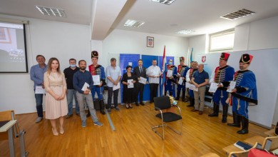 Photo of FOTO Na Veleučilištu “Nikola Tesla” održano predavanje i predstavljena brošura o Ličkoj pukovniji Gospić