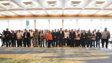 Photo of Predsjednik Milanović uručio odlikovanja dobrovoljnim darivateljima krvi i poručio: To je ljudska gesta po kojoj Hrvatska blista i odskače od drugih