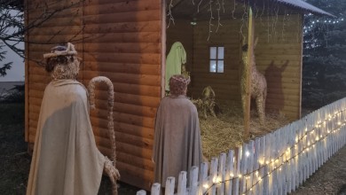 Photo of Šumari jaslicama uljepšali blagdane u Gospiću i Delnicama