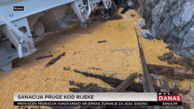 Photo of VIDEO Iz HŽ-a otkrili što je s kukuruzom koje se rasulo nakon nesreće: Ljudi ga mogu uzeti, hraniti blago. Bolje nego da propadne