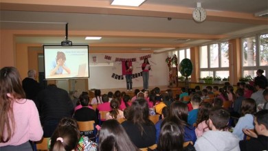 Photo of U Otočcu i Donjem Lapcu obilježen Dan ružičastih majica