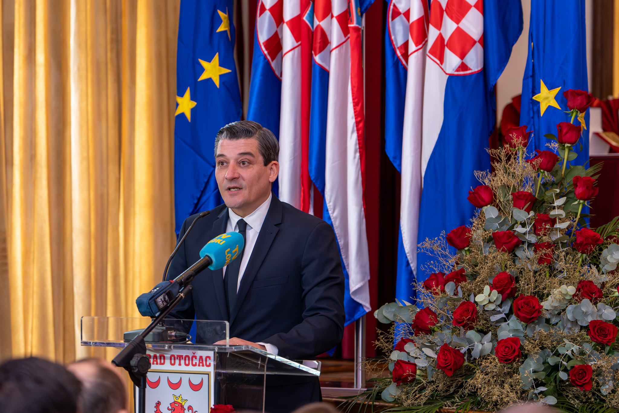 DSC07725-Enhanced-NR