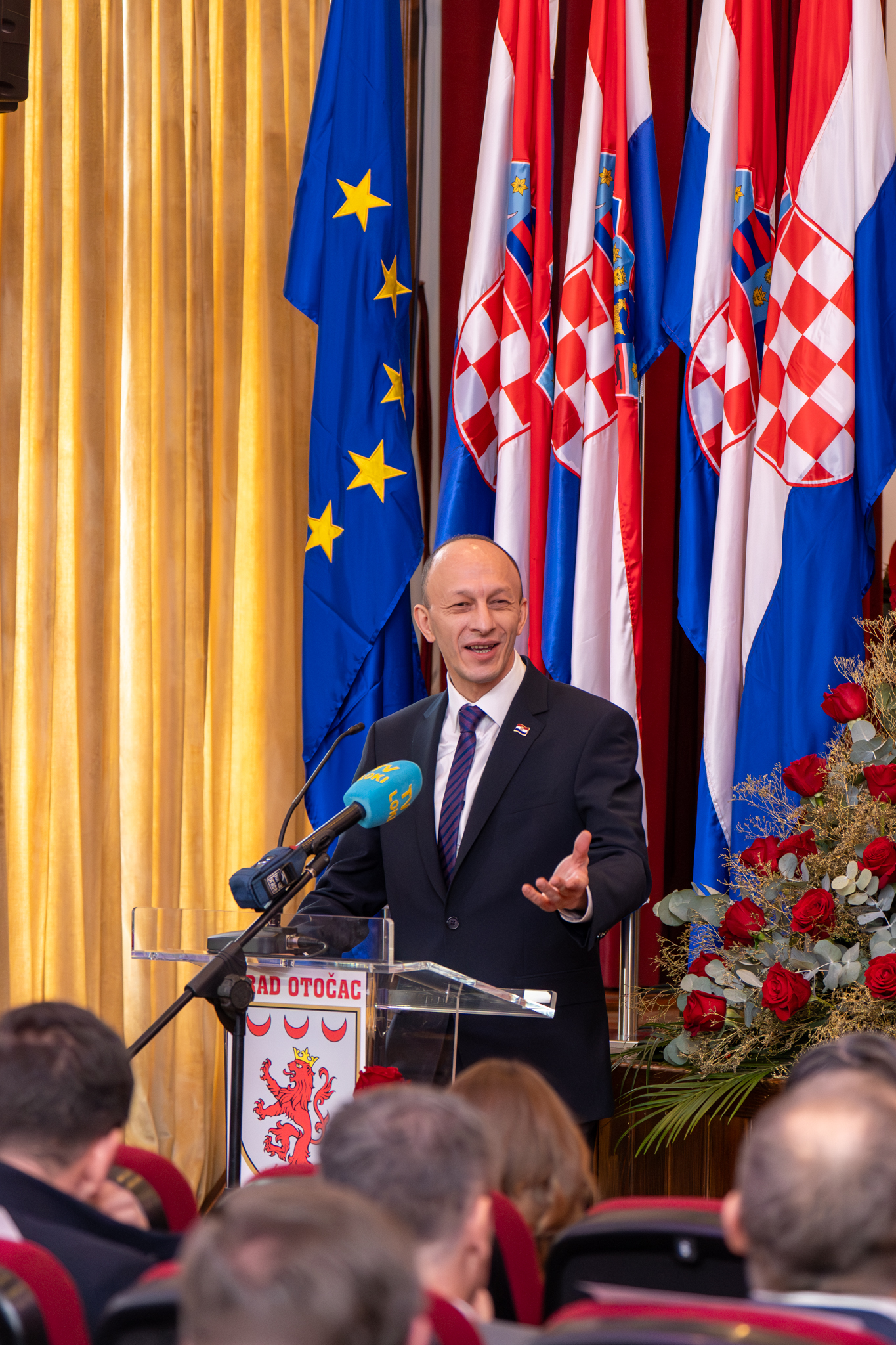 DSC07750-2-Enhanced-NR