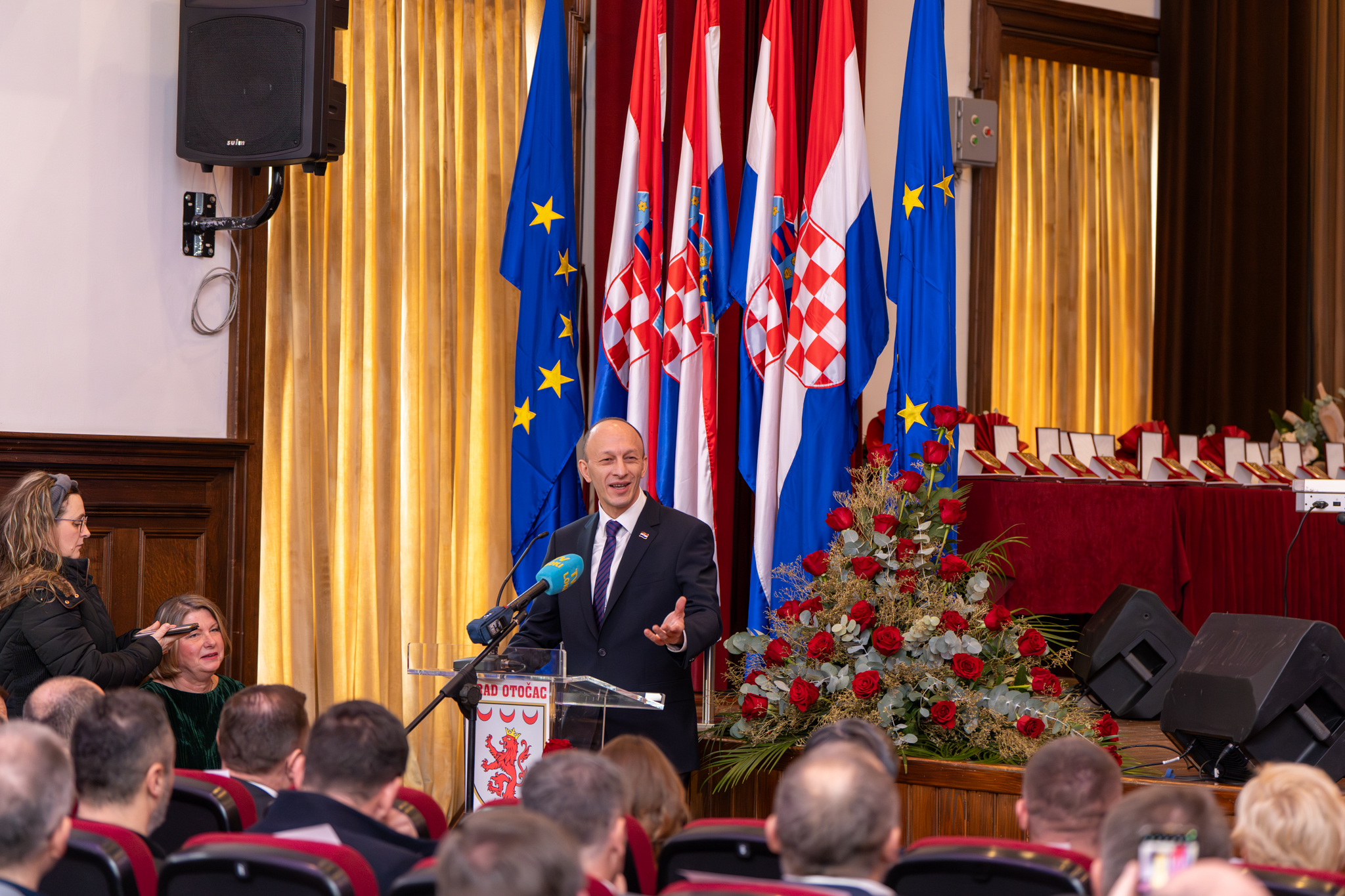 DSC07750-Enhanced-NR