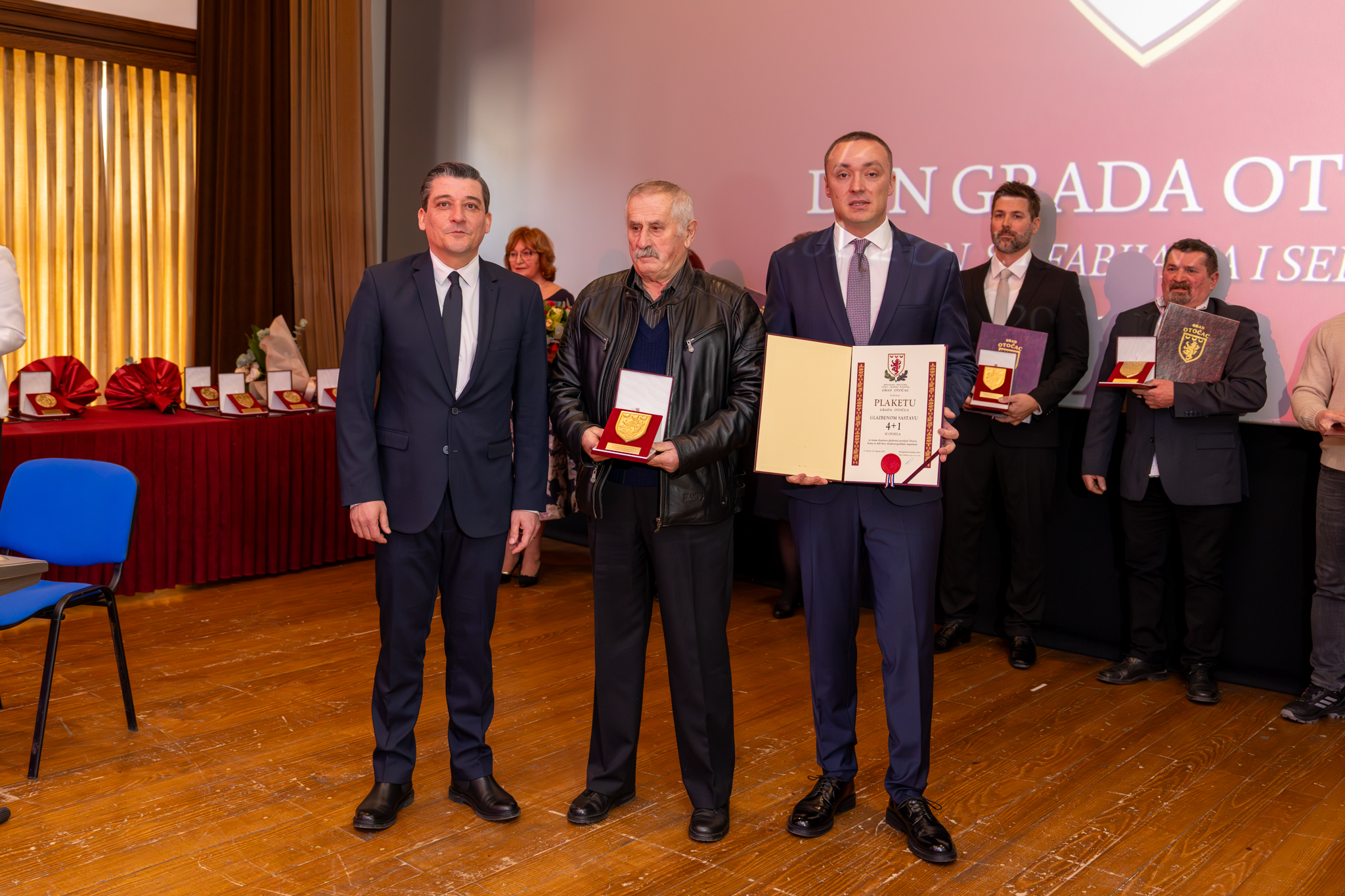 DSC07826-Enhanced-NR