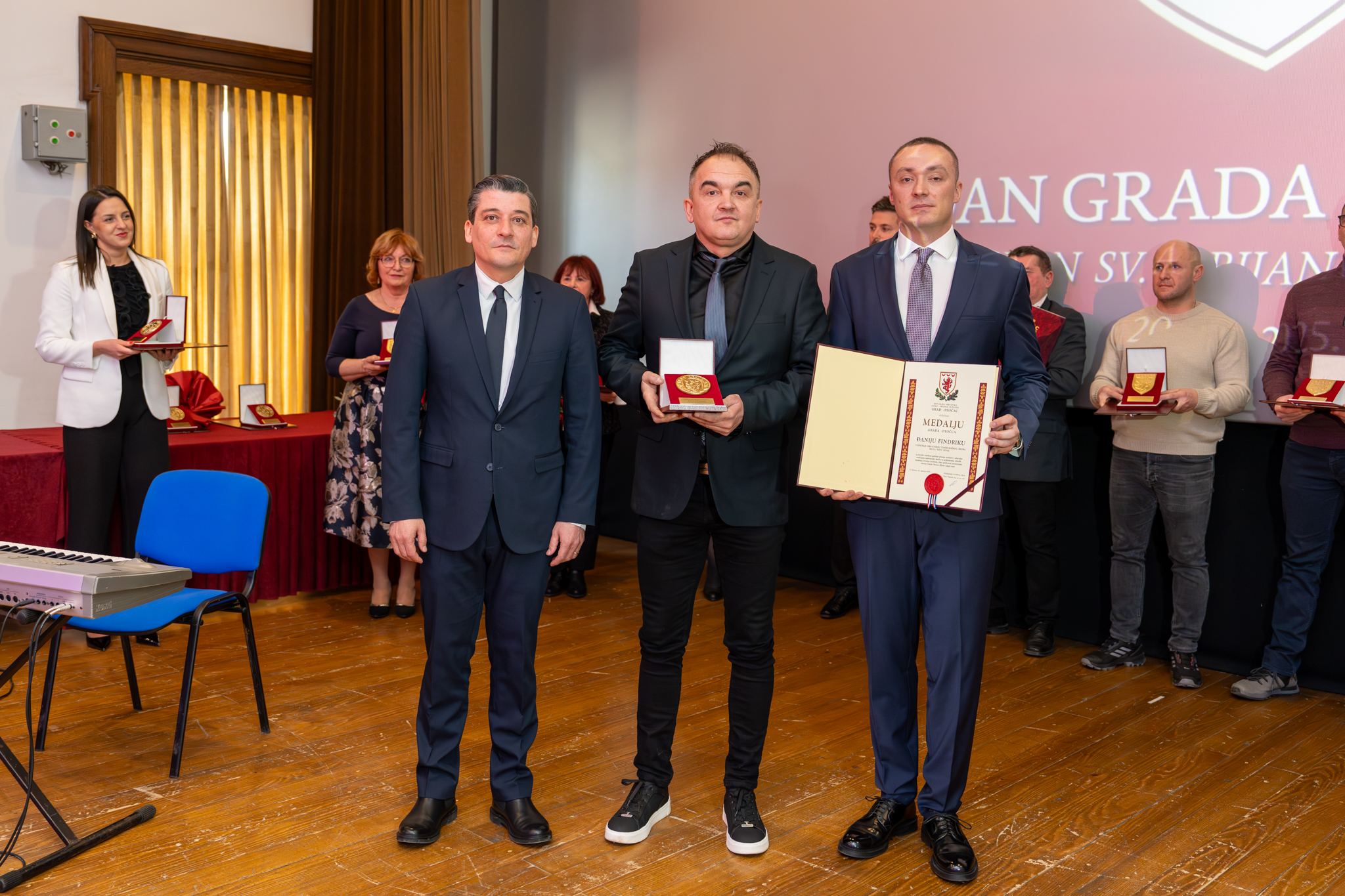 DSC07852-Enhanced-NR