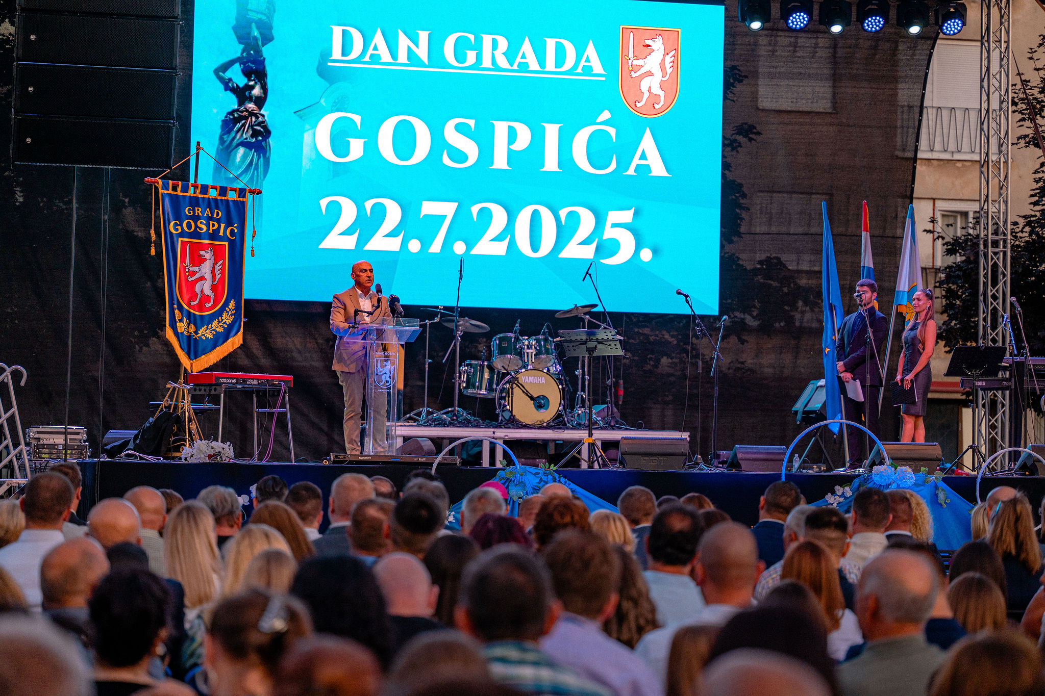 SvečanasjednicaiZoricaKondža_113