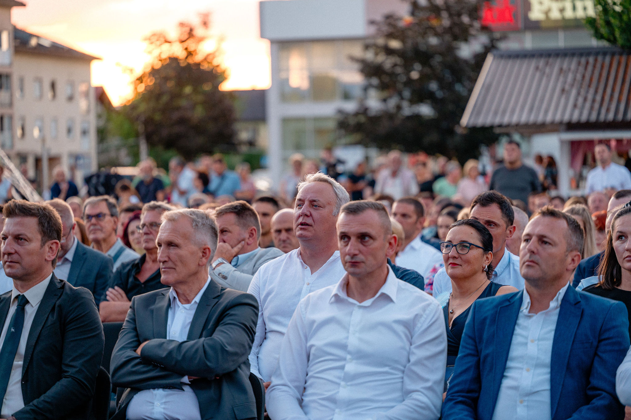 SvečanasjednicaiZoricaKondža_79