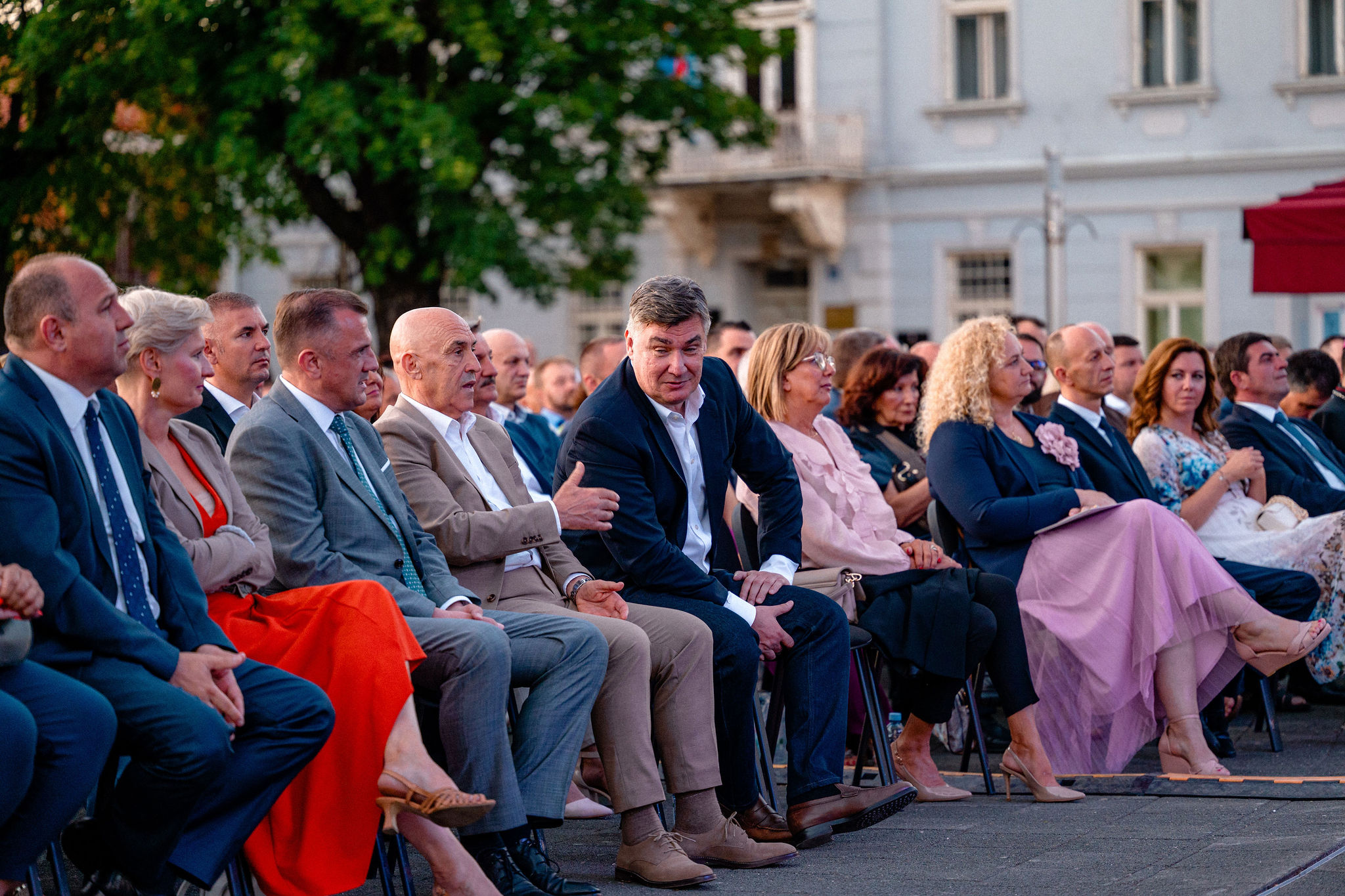 SvečanasjednicaiZoricaKondža_95