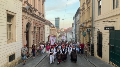 Photo of FOTO Zavičajno društvo Sinac predstavlja ličku baštinu na Međunarodnoj smotri folklora u Zagrebu