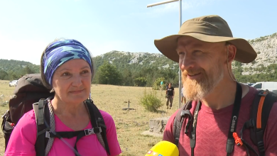 Photo of VIDEO Stotine hodočasnika na stazama Velebita: Zavjet Gospi jači od umora i visina