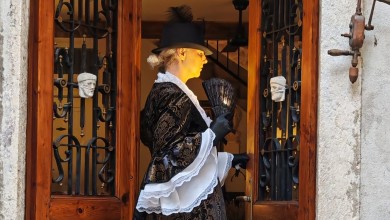 Photo of Šetnja kroz prošlost: Otkrijte skrivene priče Senja uz groficu Dragančić