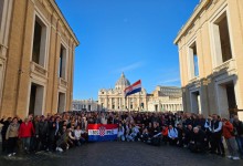 Photo of FOTO Vjernici Gospićko-senjske biskupije posjetili Vatikan