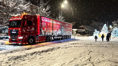 Photo of Kamion Djeda Mraza stiže na svoju 11. postaju – Gospić!