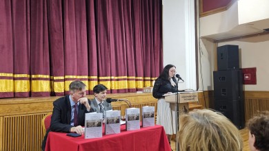 Photo of U Senju predstavljen roman „Godina i vječnost“ prof. dr. sc. Vladimira Lončarevića