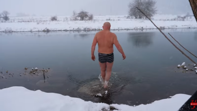 Photo of Kakva hrabrost: kupanje u rijeci Gackoj na -6 °C!