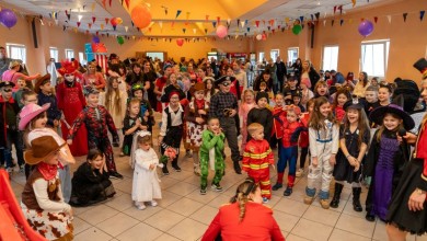 Photo of FOTO Od Oktoberfesta do superjunaka: Mačkare u Gackoj oduševile sve generacije