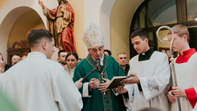 Photo of Korizmena molitva za duhovna zvanja u Gospićko-senjskoj biskupiji: Biskup Medo pohodi dekanate