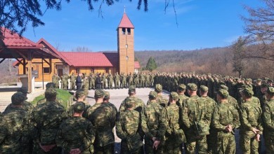 Photo of Ročnici ispunili kapelicu u Slunju, biskup ih ohrabrio snažnom porukom