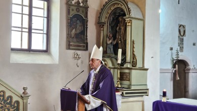 Photo of Biskup Medo podržao mještane Kosinja u očuvanju domova i dostojanstva