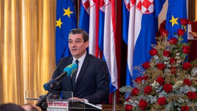 Photo of Osam medija dobilo financijsku potporu Grada Otočca, evo kome ide najveći iznos