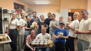 Photo of “Miris doma”: Kako Ukrajinci u Korenici slave Uskrs daleko od domovine