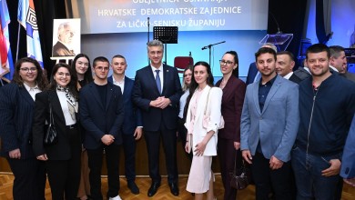 Photo of Plenković nakon posjeta županiji: “Vlada snažno podupire razvoj Like!”
