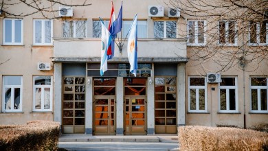 Photo of Nestao s dnevnog reda: Što se događa s pogonom za preradu ribe u Gospiću?