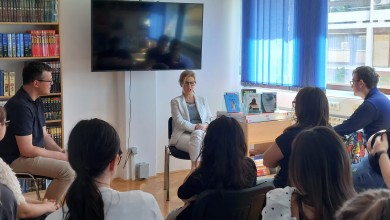 Photo of “Knjiga kao glas upozorenja”: Tribina u Gospiću koju bi svaki roditelj trebao poslušati
