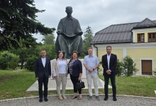 Photo of Ravnateljica bolnice, Zmajica od ličke zime izabrana za pročelnicu Zmajskog stola u Gospiću