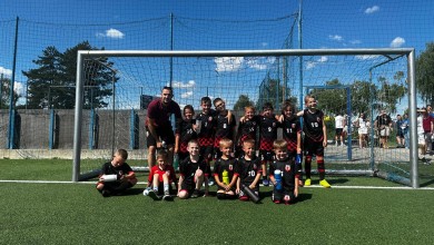 Photo of Prvi turnir, prvi dres i odmah Dinamo: Otočki “minići” upisali prve nogometne korake